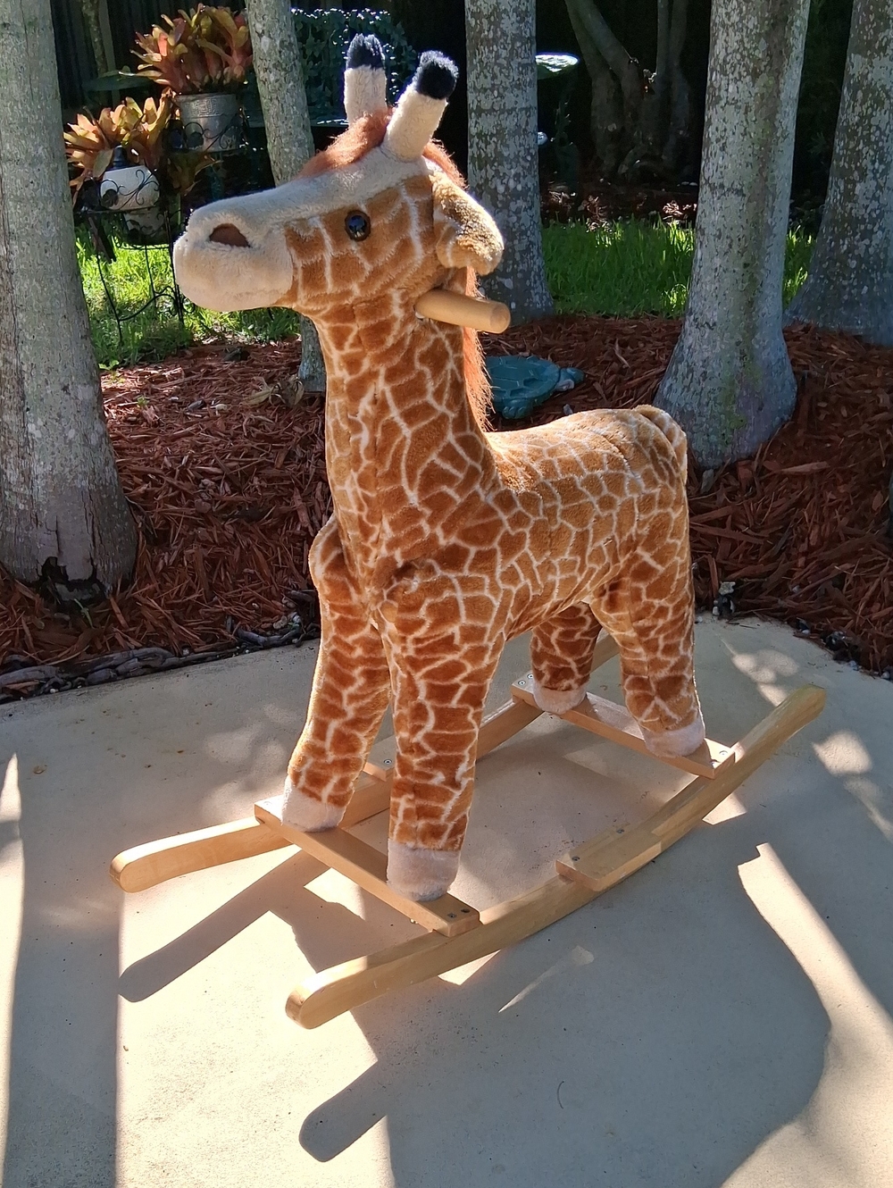 Happy Trails Plush Giraffe Rocking Toy in Tan and Cream- Soft Rocker. Ex.Cond.